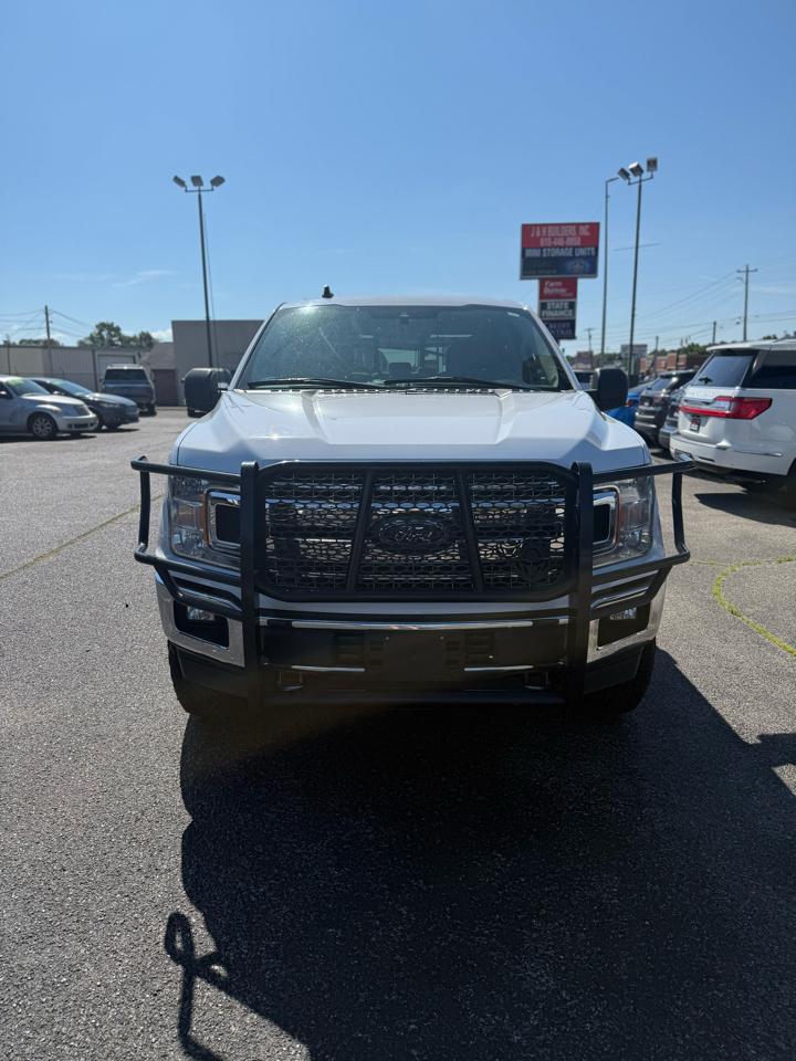 Ford F-150 XLT 4WD 2020