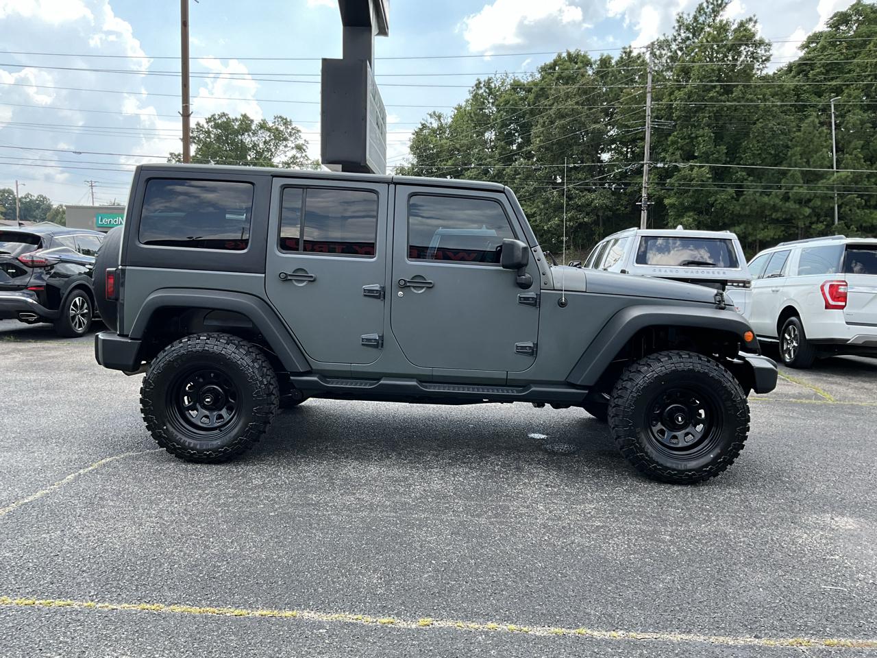Jeep Wrangler Unlimited 4WD 4dr Sport 2016