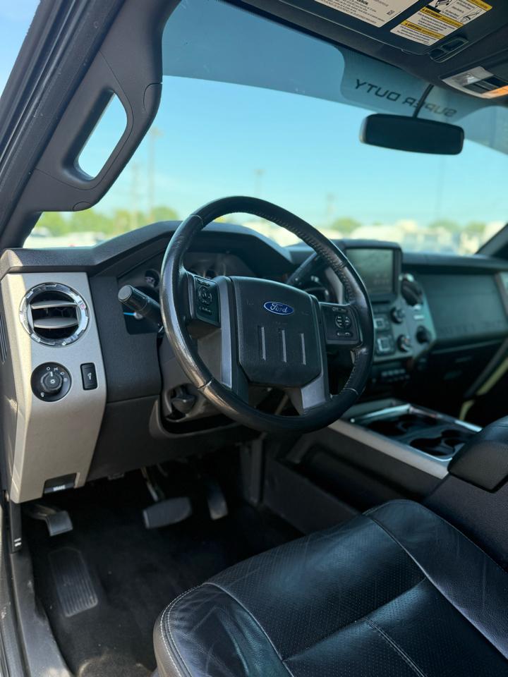 Ford Super Duty F-250 SRW 4WD Crew Cab 156" Platinum 2013