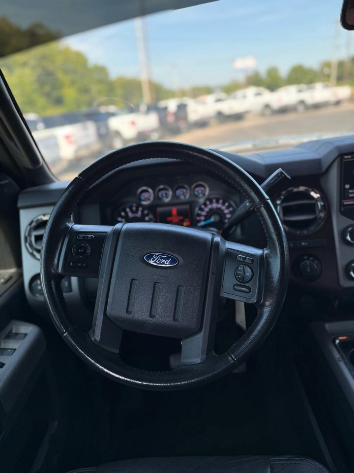Ford Super Duty F-250 SRW 4WD Crew Cab 156" Platinum 2013