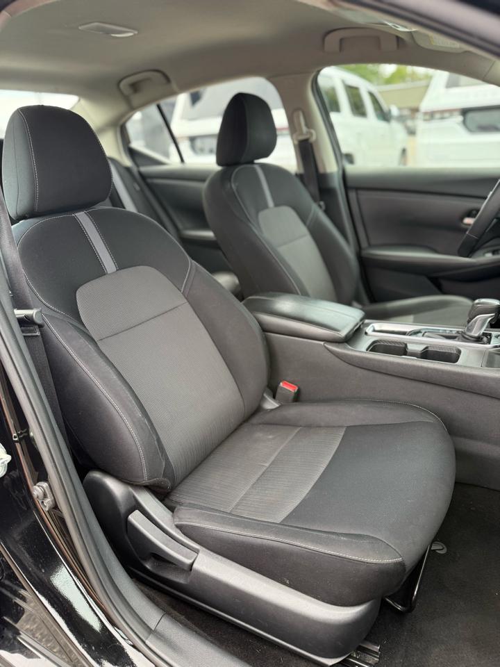 Nissan Sentra SV CVT 2021