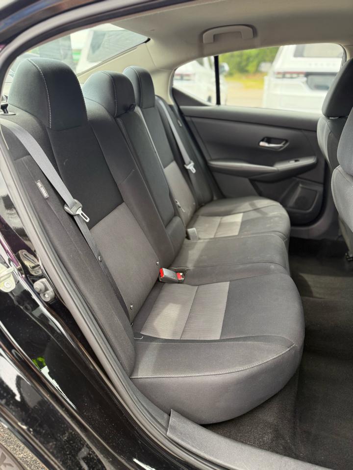Nissan Sentra SV CVT 2021