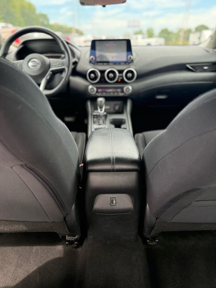 Nissan Sentra SV CVT 2021