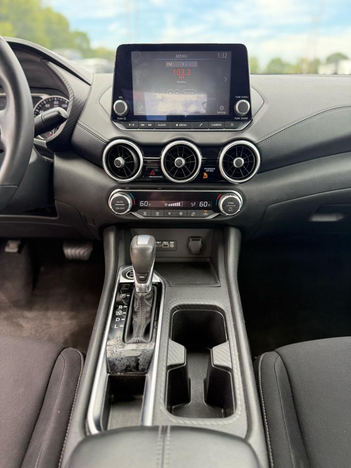 Nissan Sentra SV CVT 2021