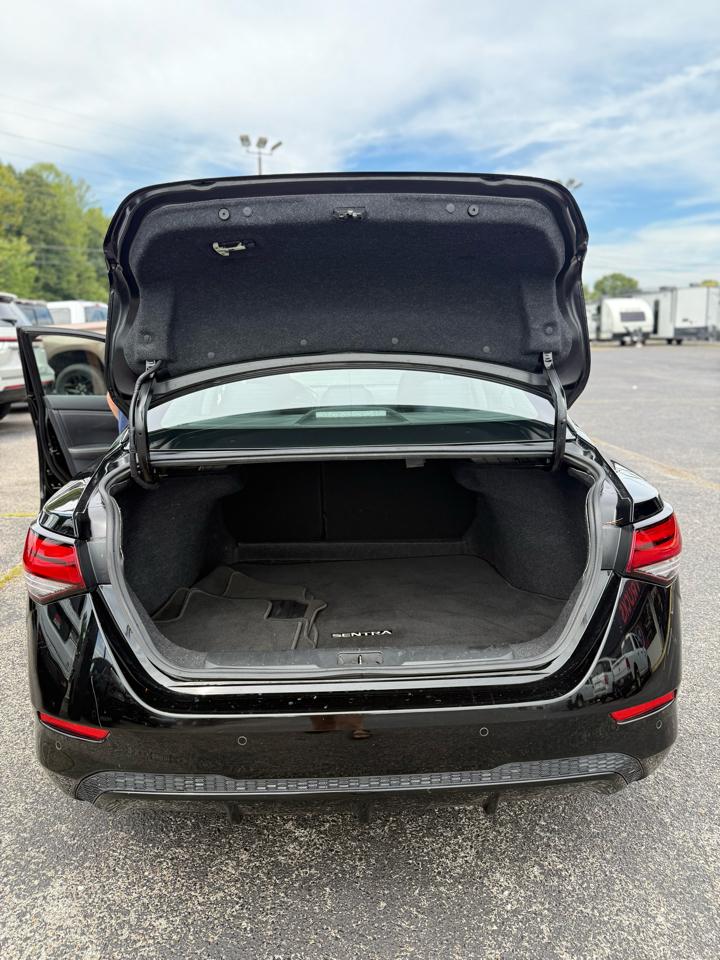 Nissan Sentra SV CVT 2021
