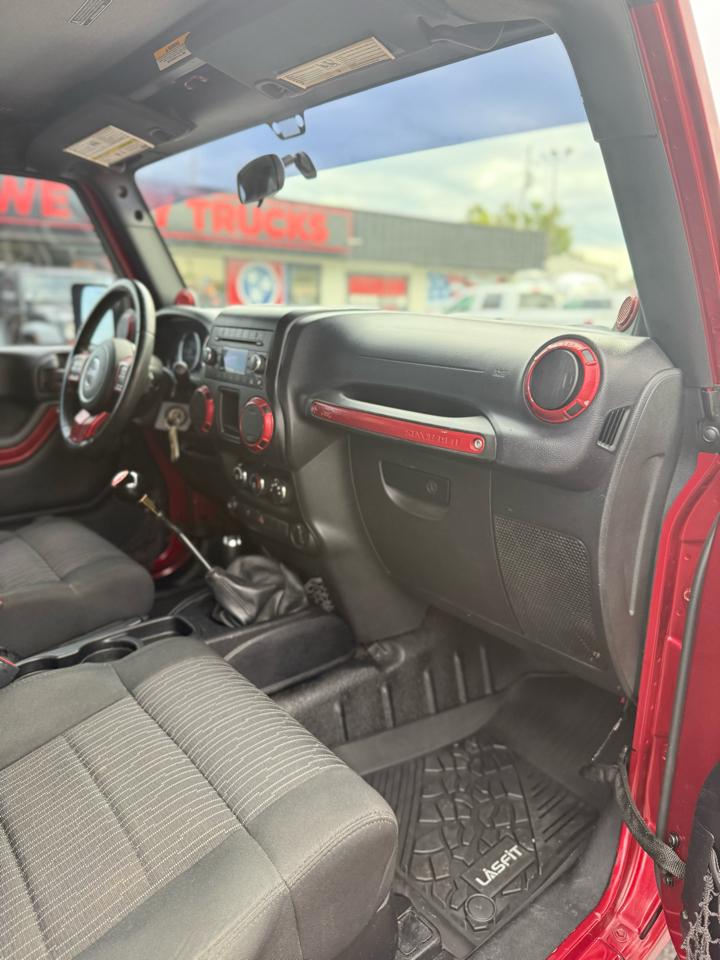 Jeep Wrangler 4WD 2dr Sport 2012