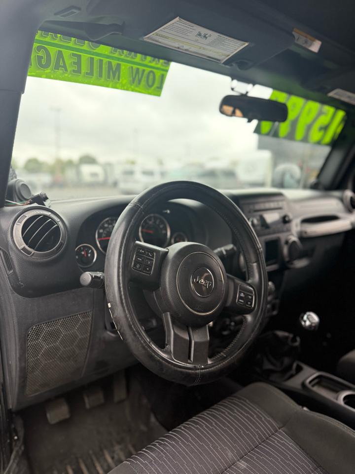 Jeep Wrangler 4WD 2dr Sport 2012