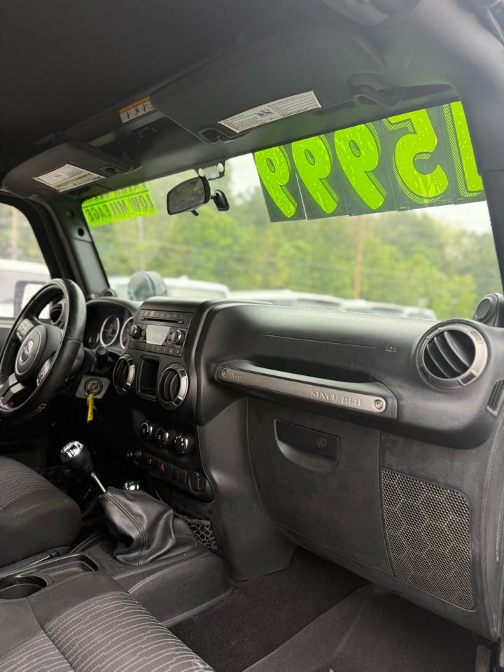 Jeep Wrangler 4WD 2dr Sport 2012