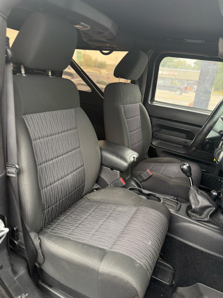 Jeep Wrangler 4WD 2dr Sport 2012