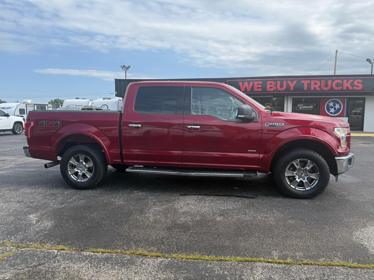 Ford F-150 4WD SuperCrew 145" Lariat 2015