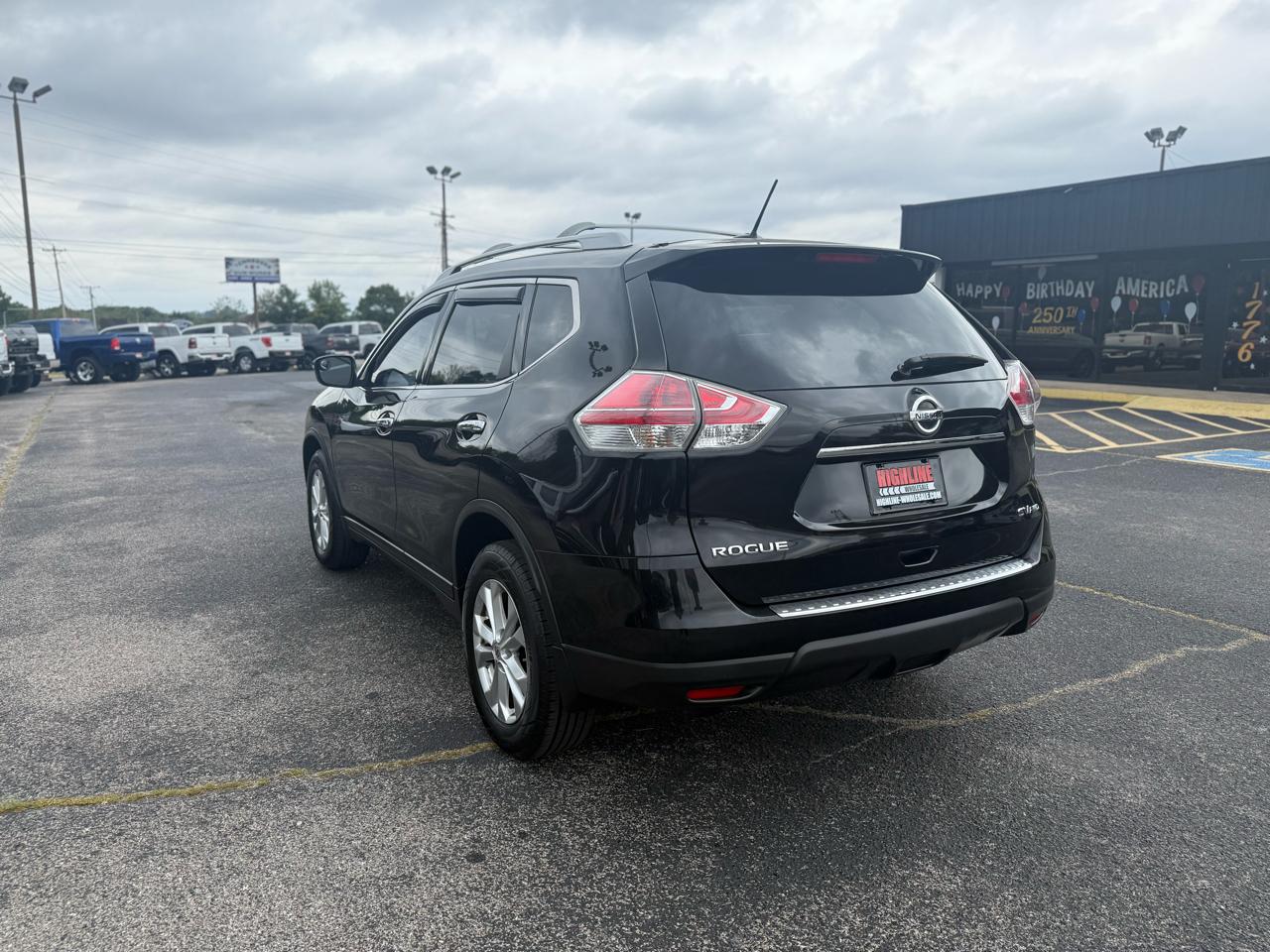 Nissan Rogue AWD 4dr SV 2016