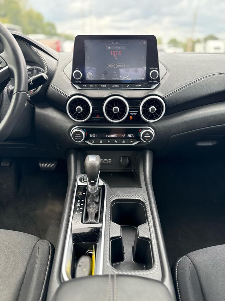 Nissan Sentra SV CVT 2020