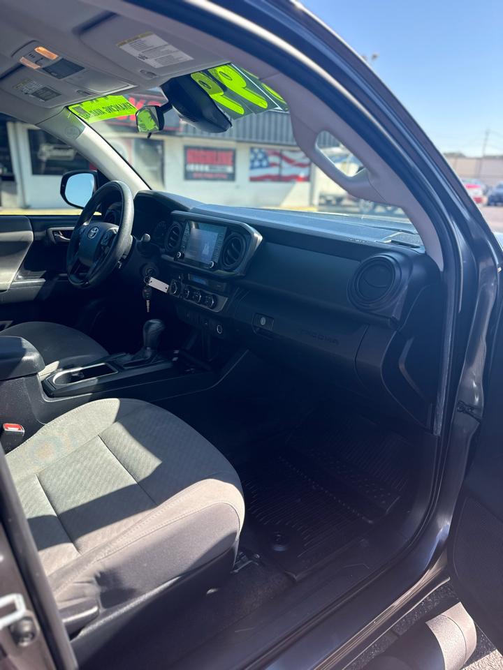 Toyota Tacoma 4WD TRD Off Road Double Cab 5' Bed V6 MT (Natl) 2022