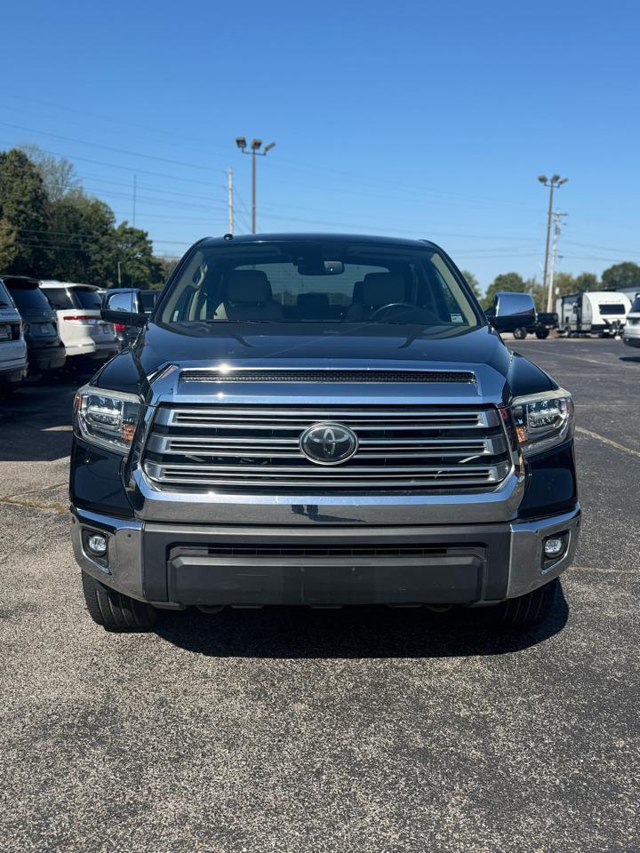 Toyota Tundra Limited CrewMax 5.7L FFV 4WD 2018