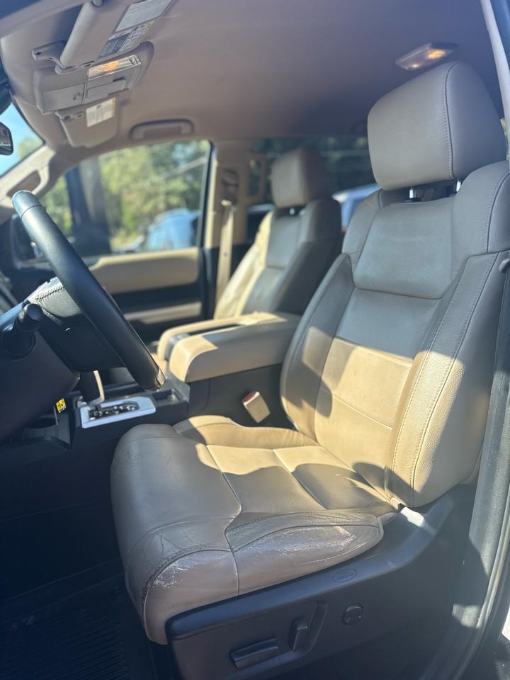 Toyota Tundra Limited CrewMax 5.7L FFV 4WD 2018