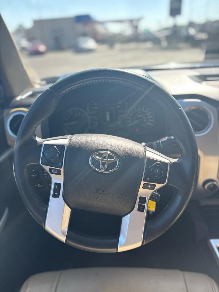 Toyota Tundra Limited CrewMax 5.7L FFV 4WD 2018