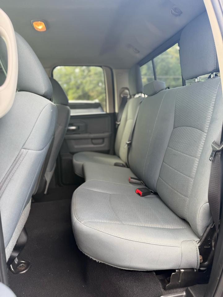 RAM 1500 SLT 4x4 Quad Cab 6'4" Box 2017