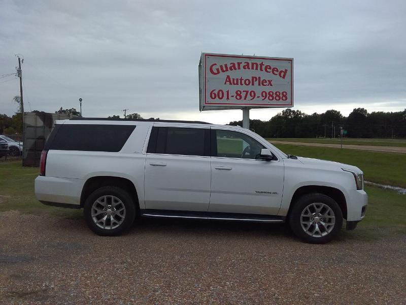 GMC Yukon XL SLT Standard Edition 2020 GMC Yukon XL SLT Standard Edition 2020