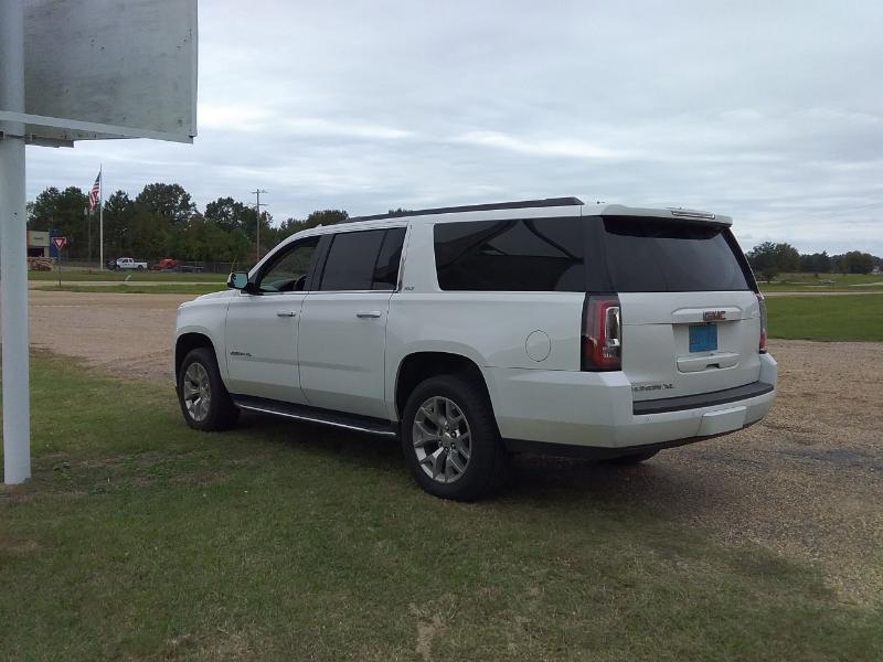 GMC Yukon XL SLT Standard Edition 2020 GMC Yukon XL SLT Standard Edition 2020