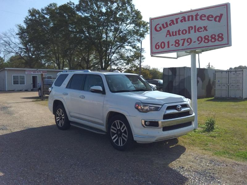 2017 Toyota 4Runner Limited 2WD V6