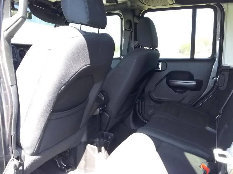 Jeep Wrangler Unlimited Sport 2018