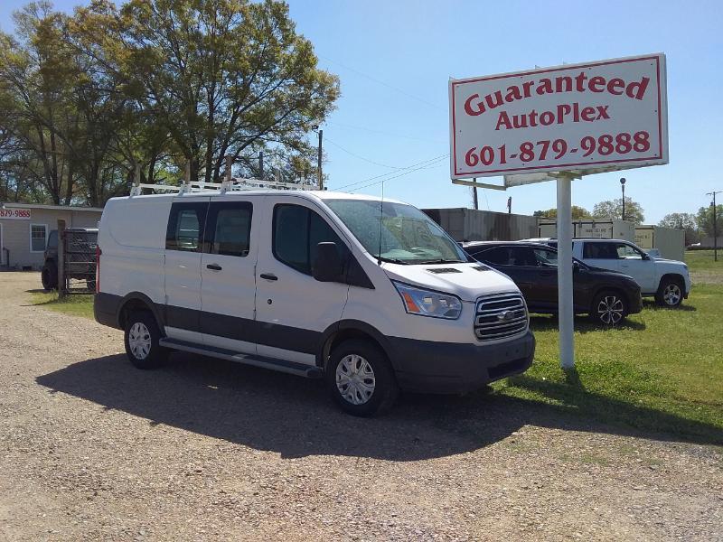Ford Transit 250 Van Low Roof 60/40 Pass.130-in. WB 2018