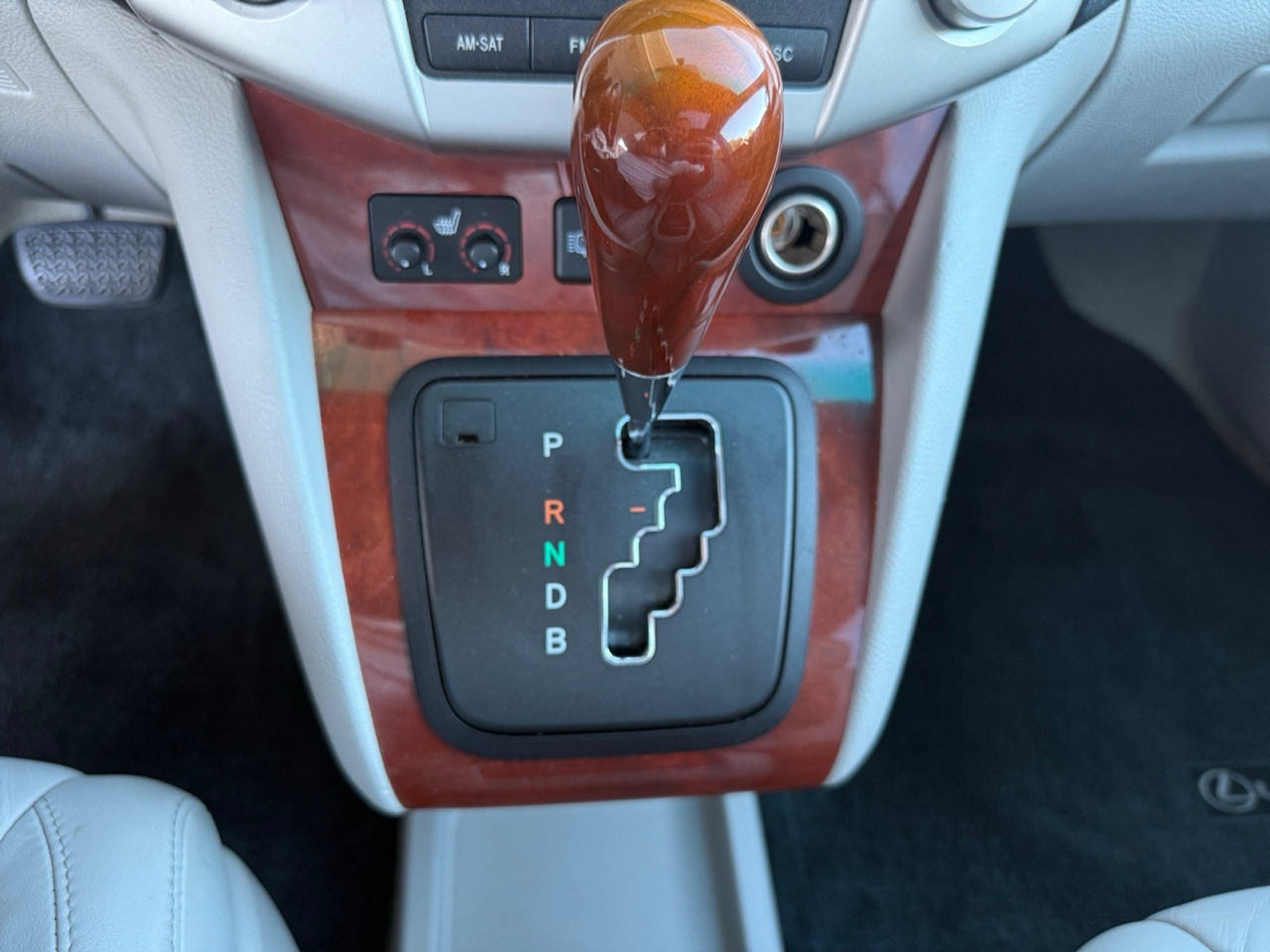 Lexus RX 400h FWD 2008