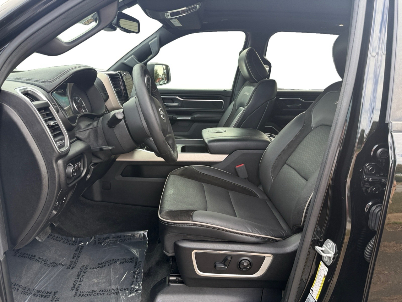 RAM 1500 Laramie Crew Cab SWB 4WD 2019
