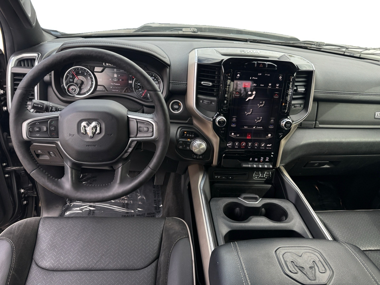 RAM 1500 Laramie Crew Cab SWB 4WD 2019