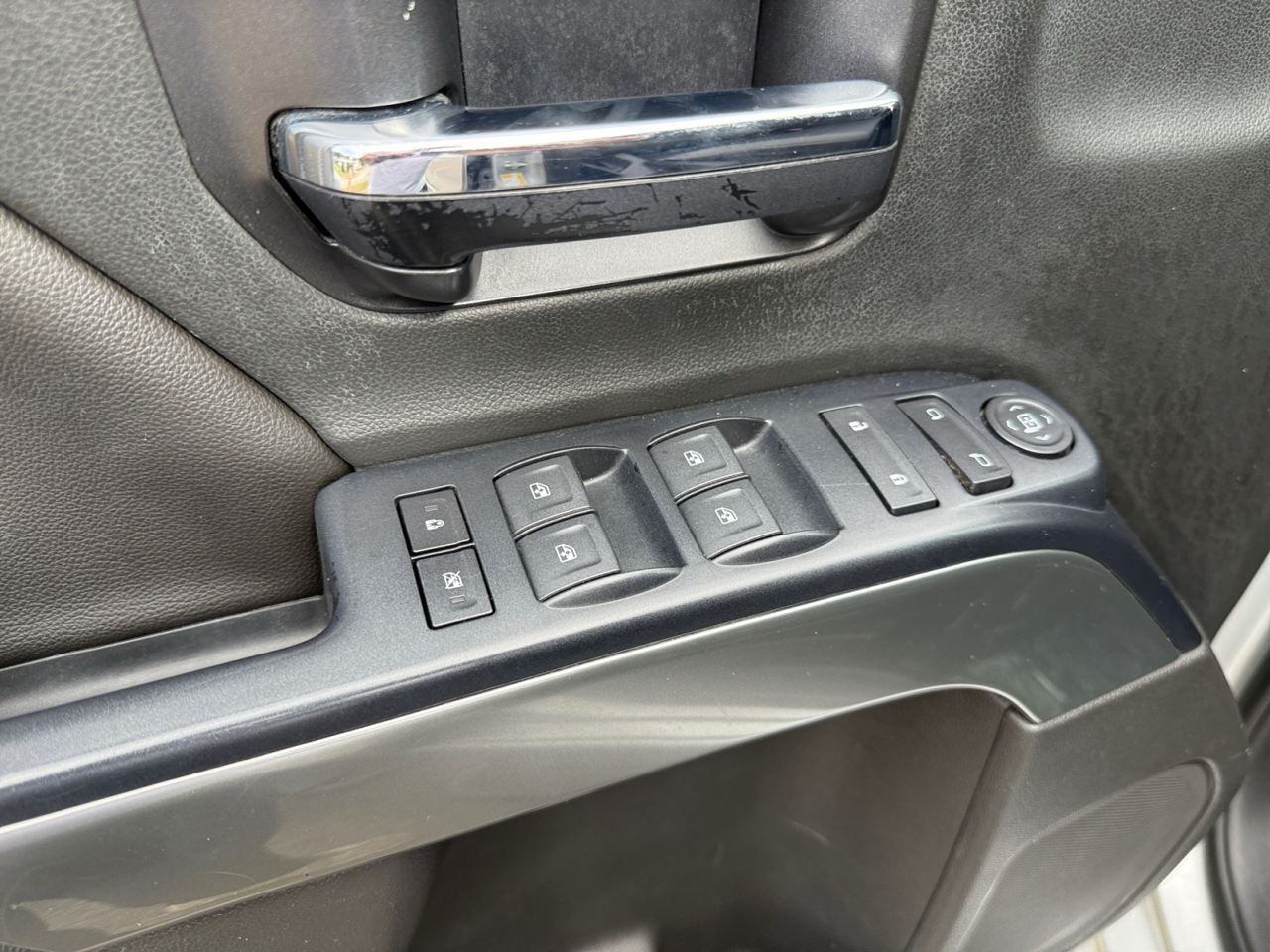 Chevrolet Silverado 1500 LT Crew Cab 2WD 2018