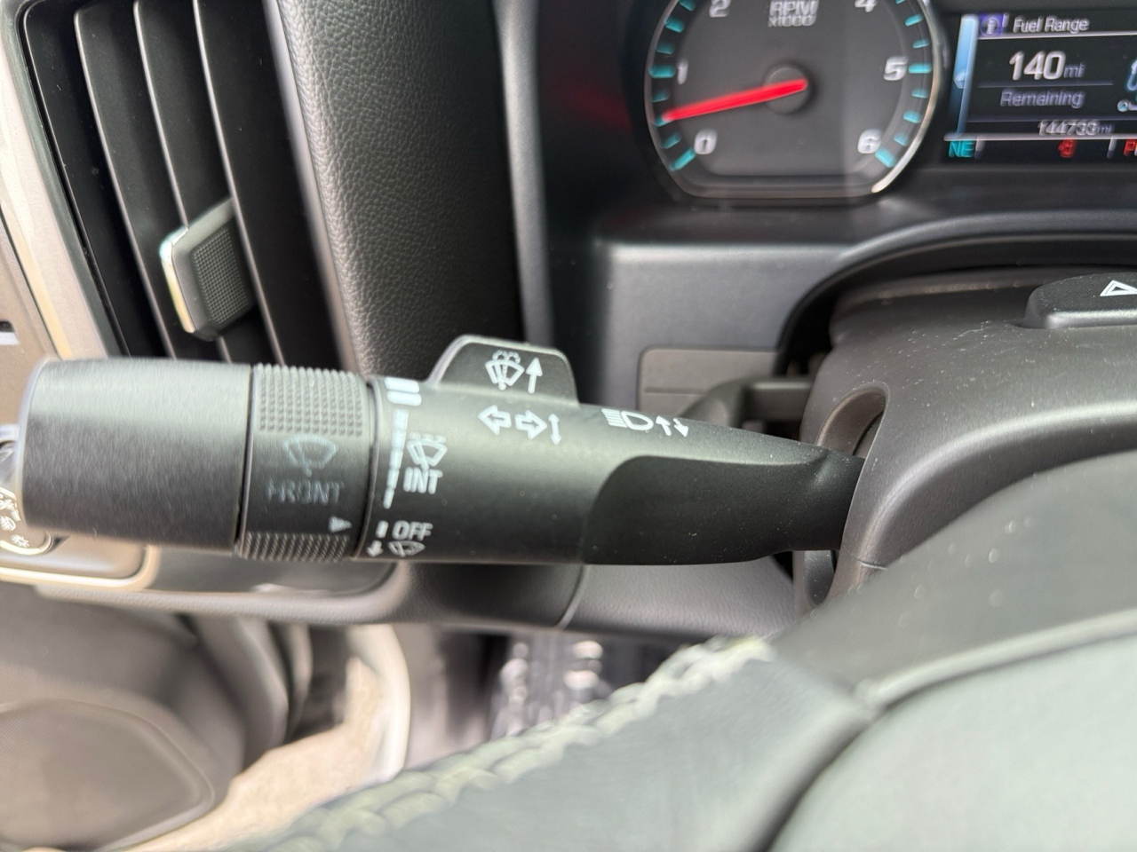 Chevrolet Silverado 1500 LT Crew Cab 2WD 2018