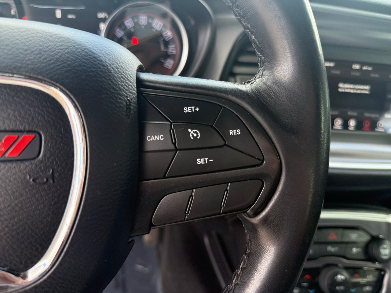 Dodge Challenger SXT 2019