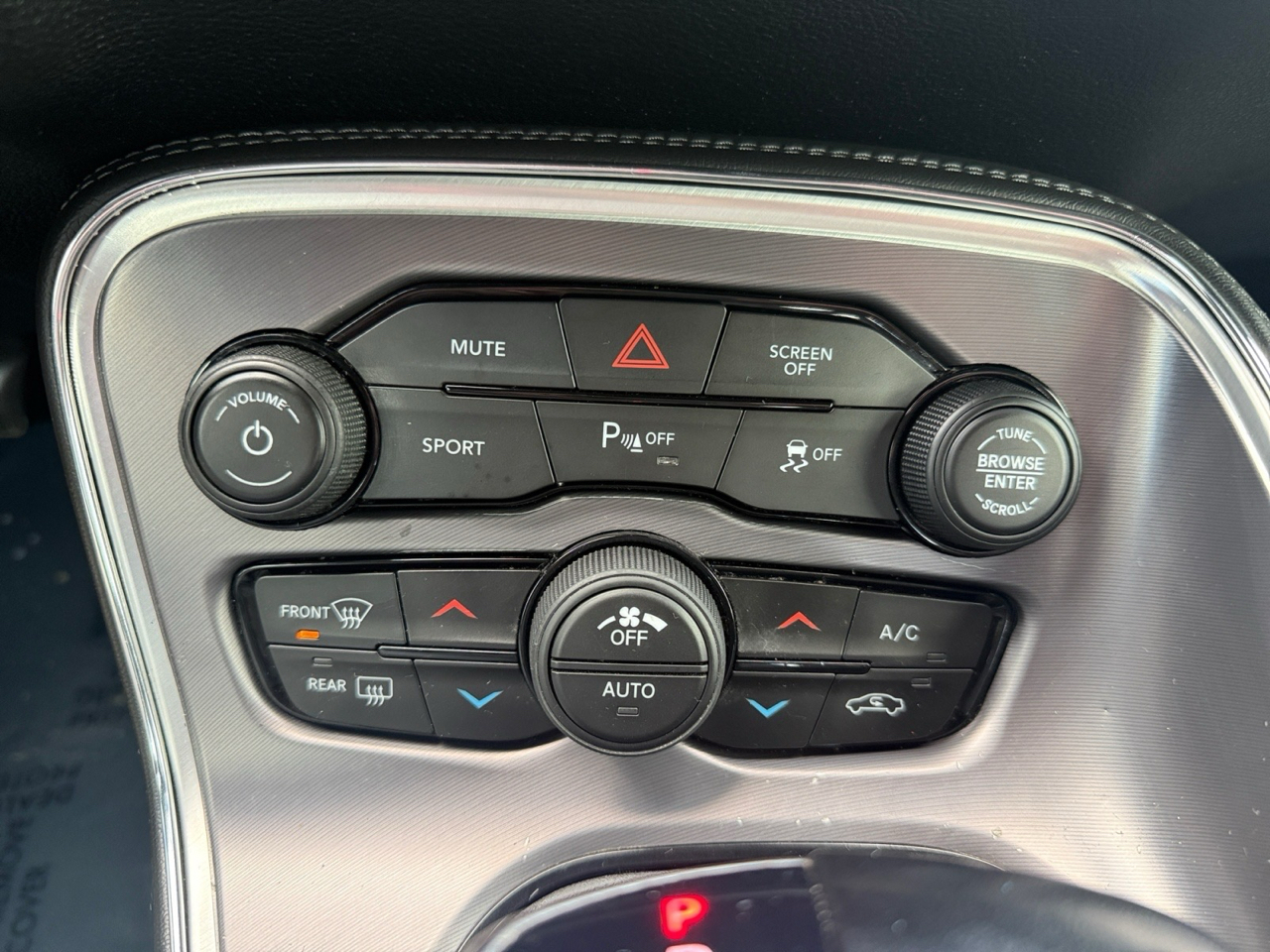 Dodge Challenger SXT 2019