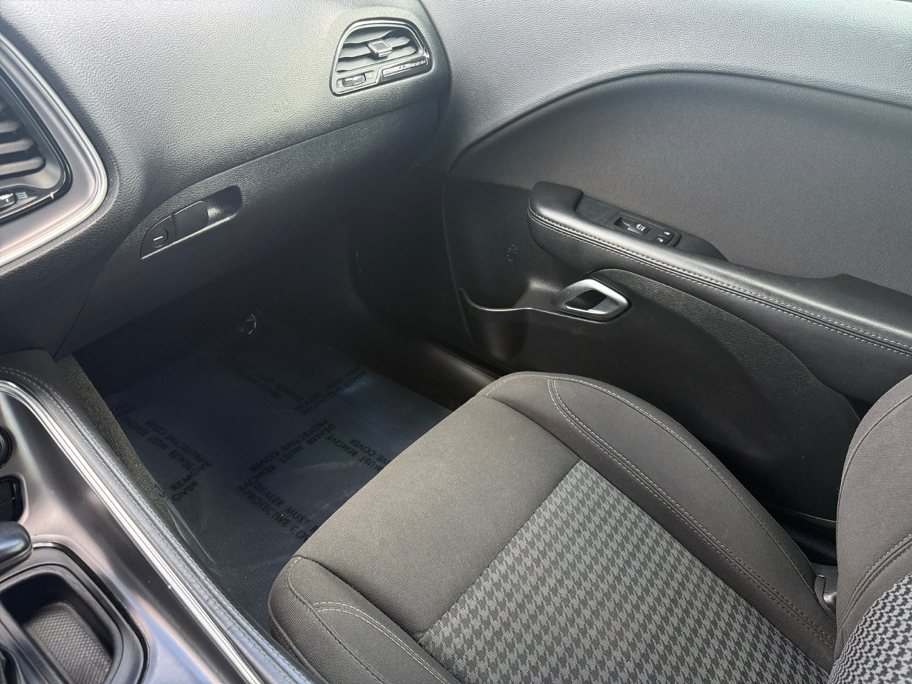 Dodge Challenger SXT 2019