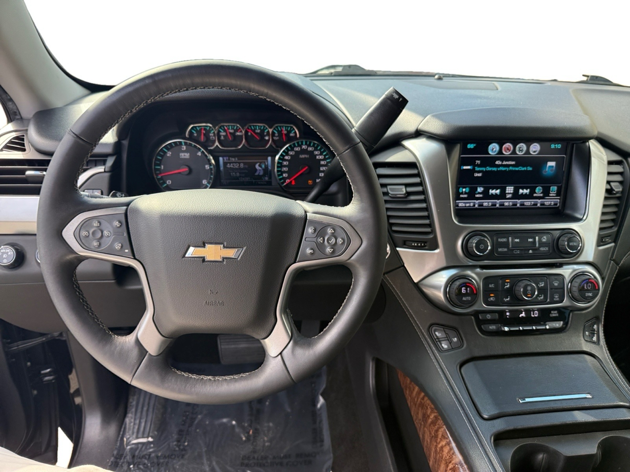 Chevrolet Suburban Premier 4WD 2017