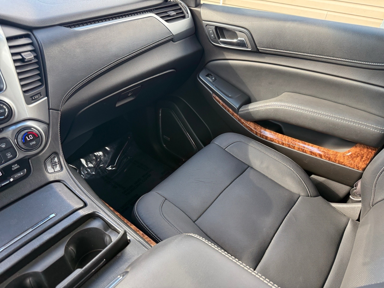 Chevrolet Suburban Premier 4WD 2017