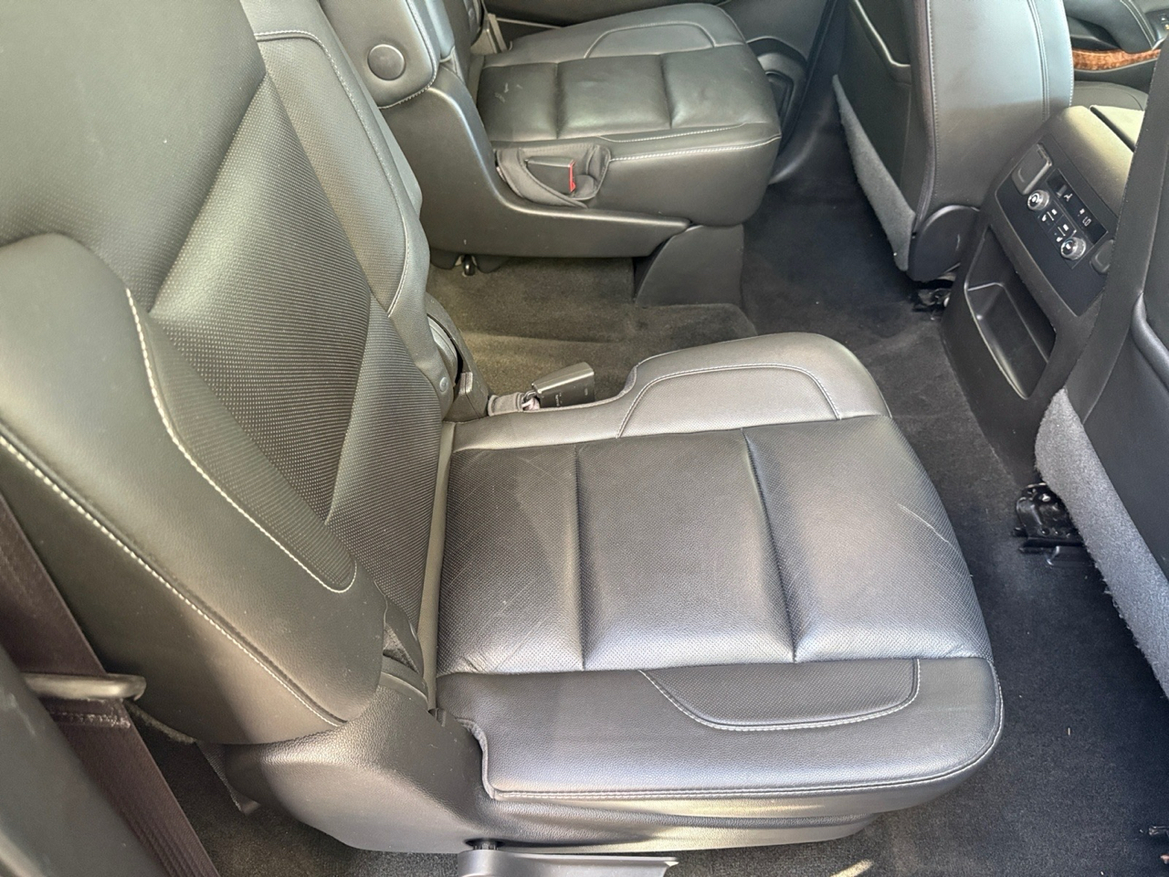 Chevrolet Suburban Premier 4WD 2017