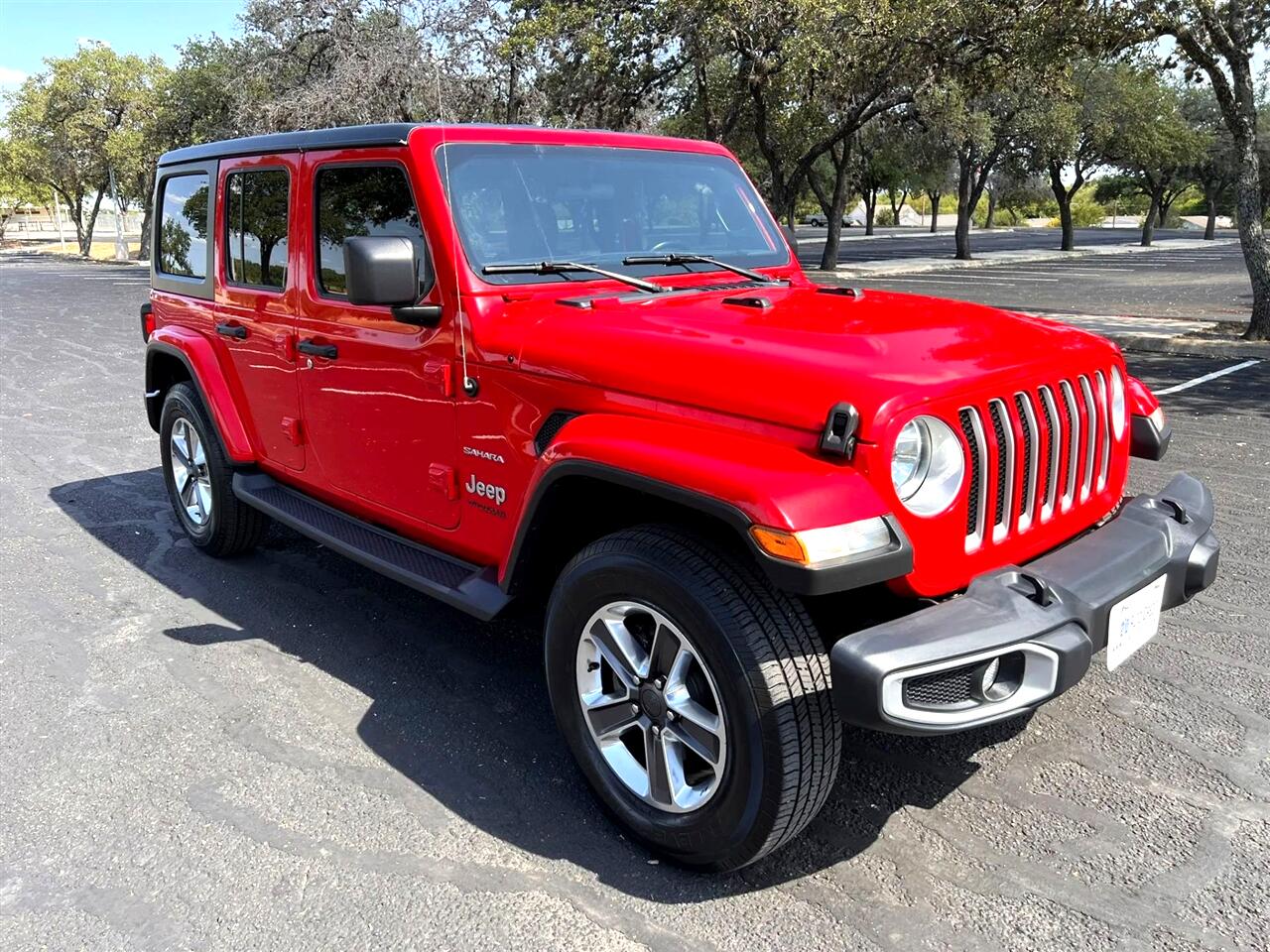 2021 Jeep Wrangler Sahara Sport photo 7