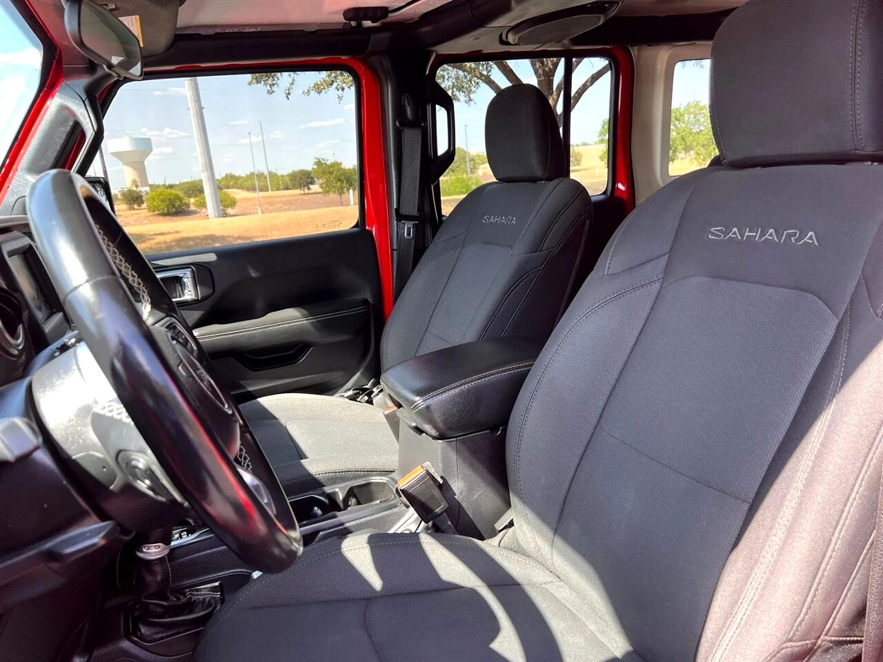 2021 Jeep Wrangler Sahara Sport photo 13