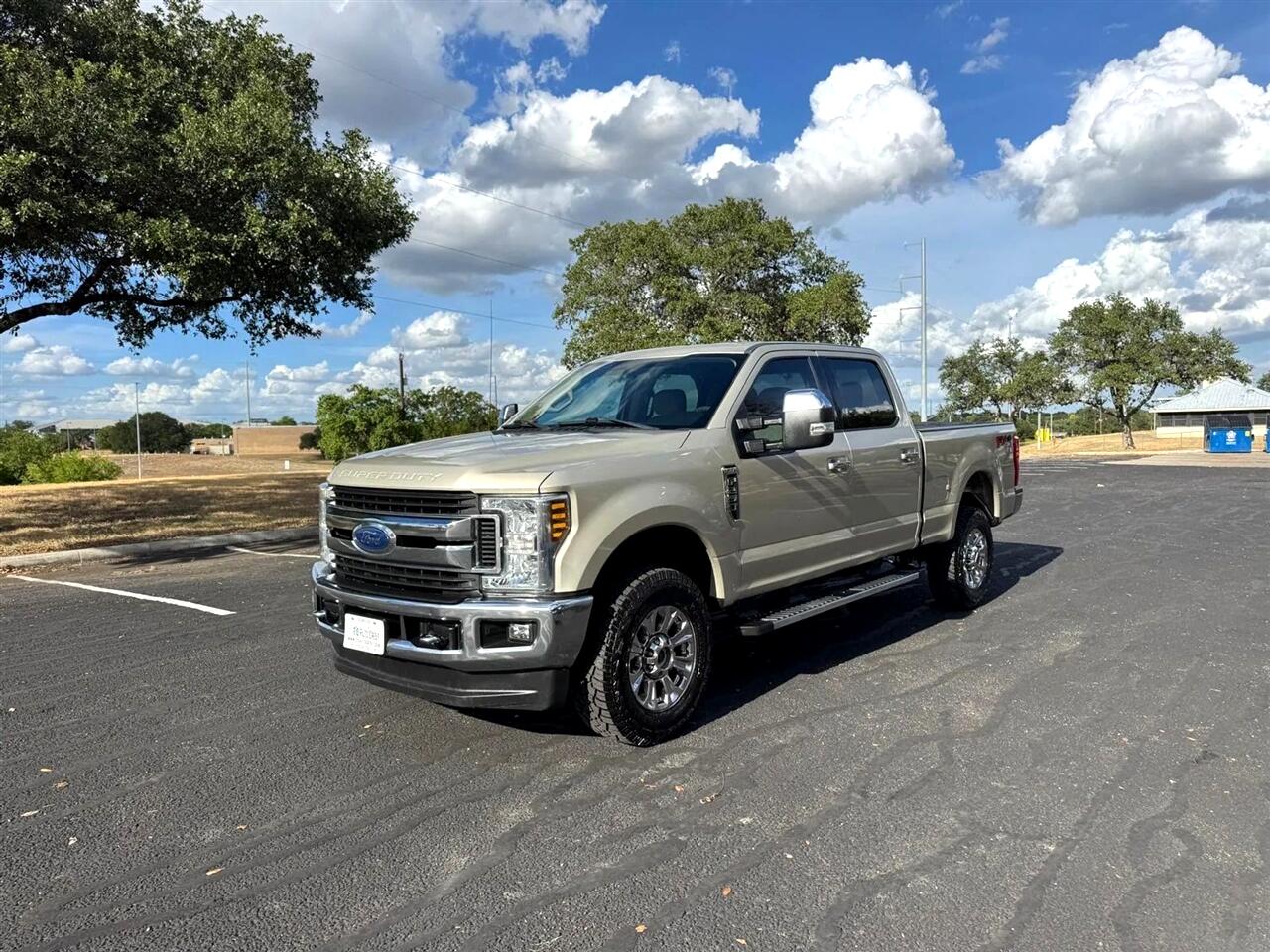 2018 Ford F-250 XLT photo 2