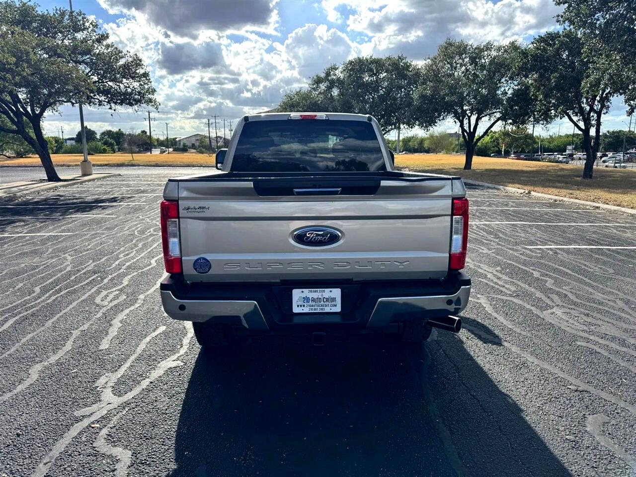 2018 Ford F-250 XLT photo 5