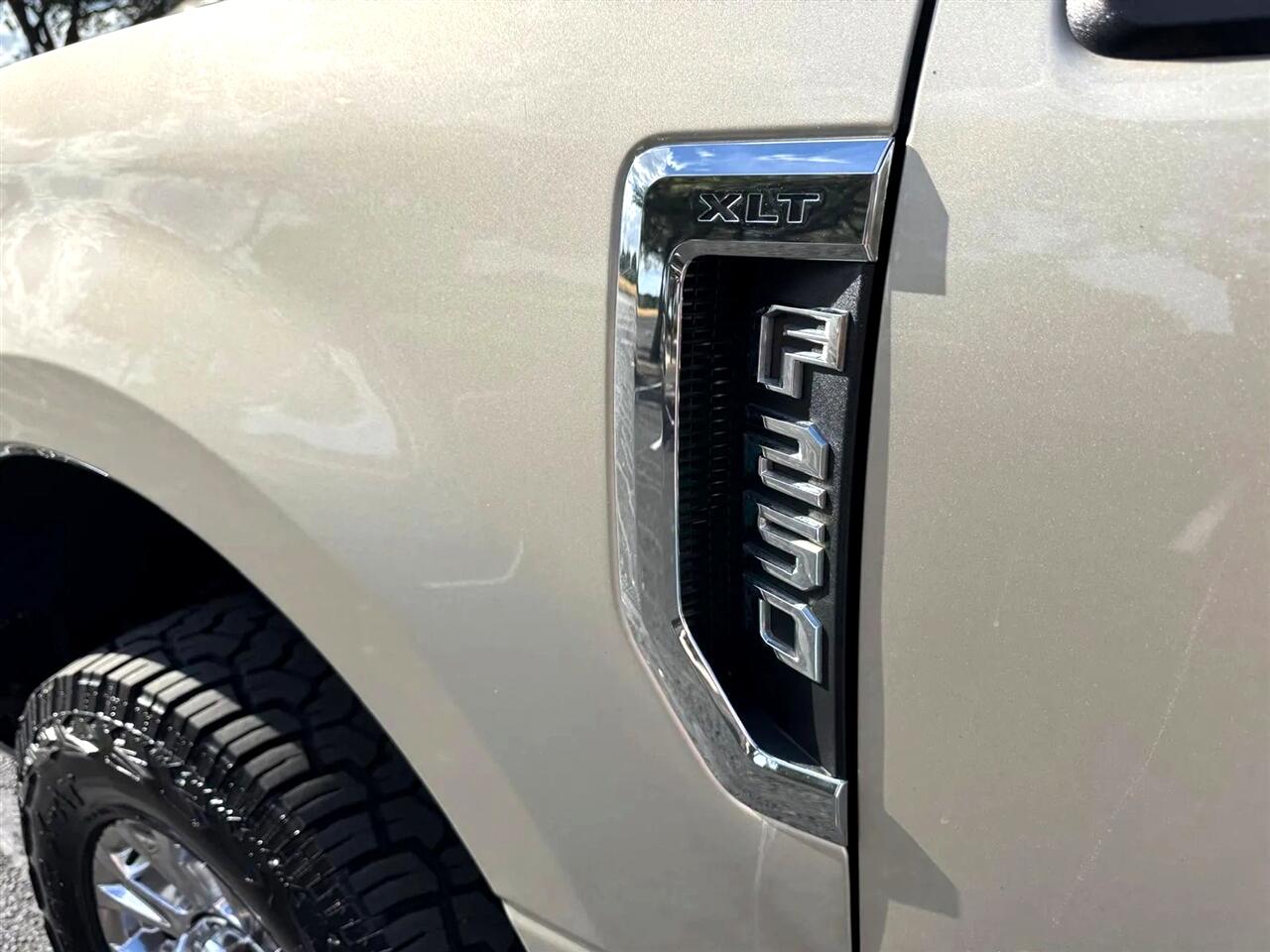 2018 Ford F-250 XLT photo 10