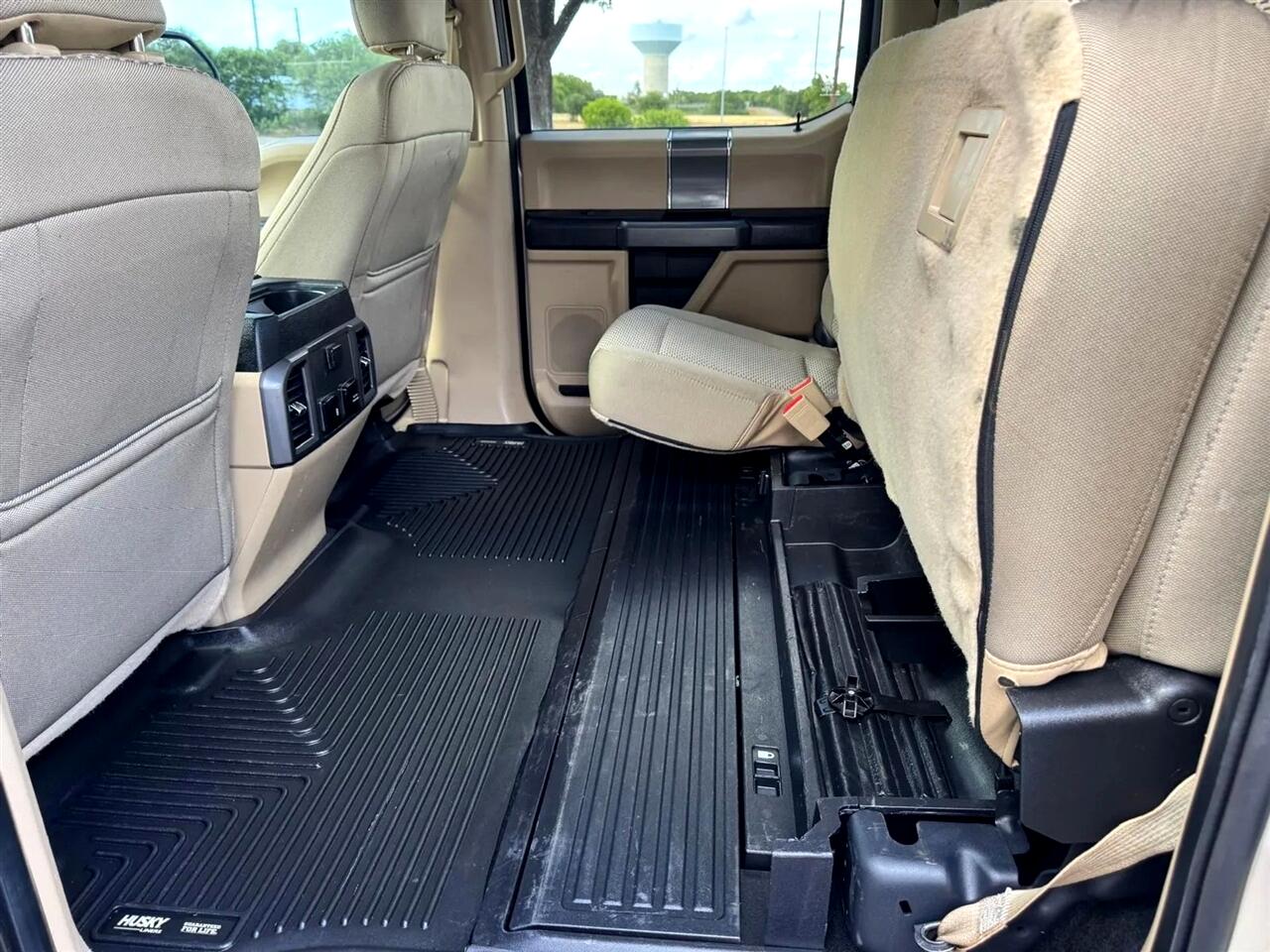 2018 Ford F-250 XLT photo 25