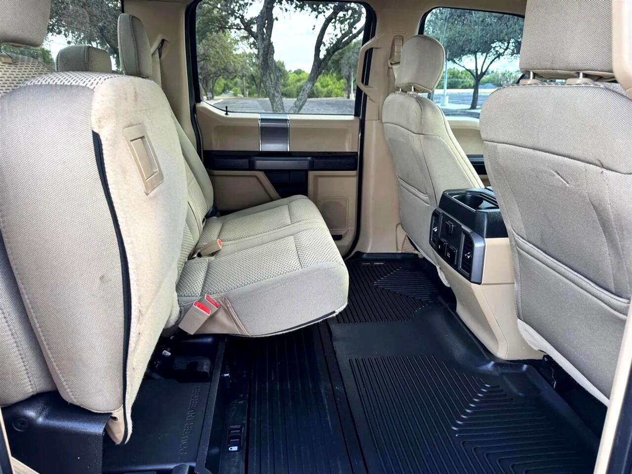 2018 Ford F-250 XLT photo 27