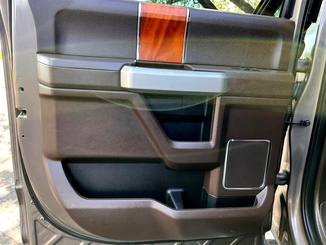 2018 Ford F-150 King Ranch photo 17