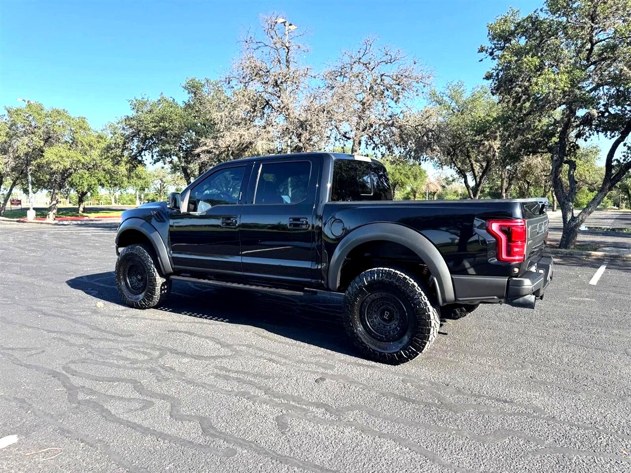 2020 Ford F-150 Raptor photo 4
