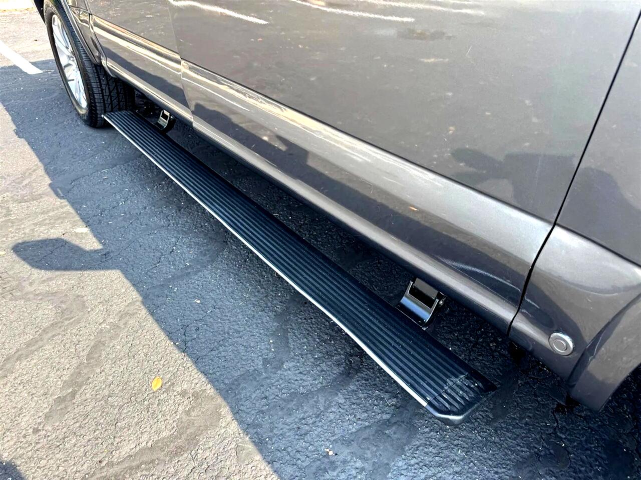 2019 Ford F-150 Platinum photo 14