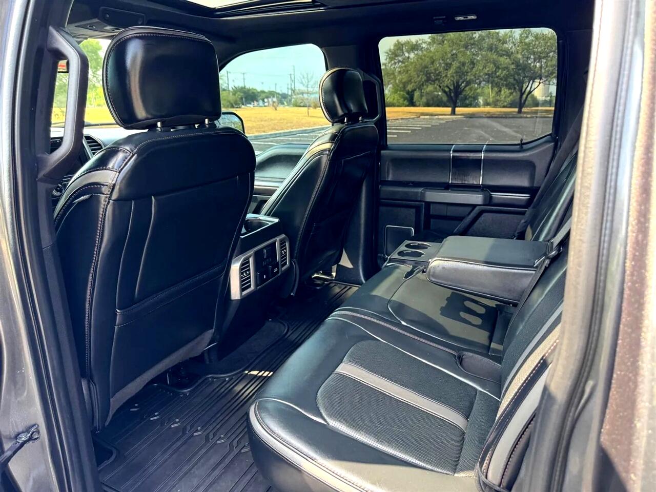2019 Ford F-150 Platinum photo 21