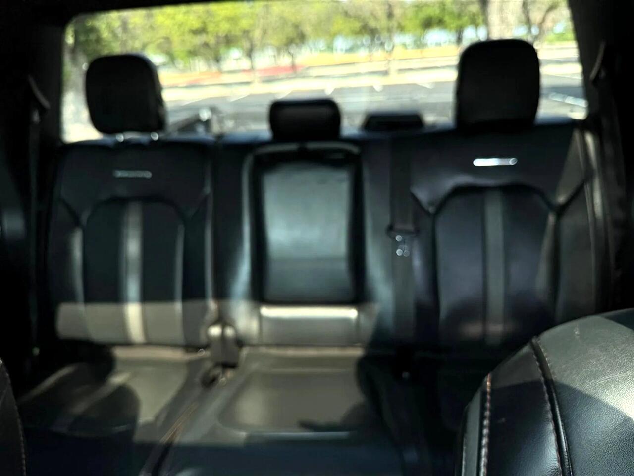 2019 Ford F-150 Platinum photo 40