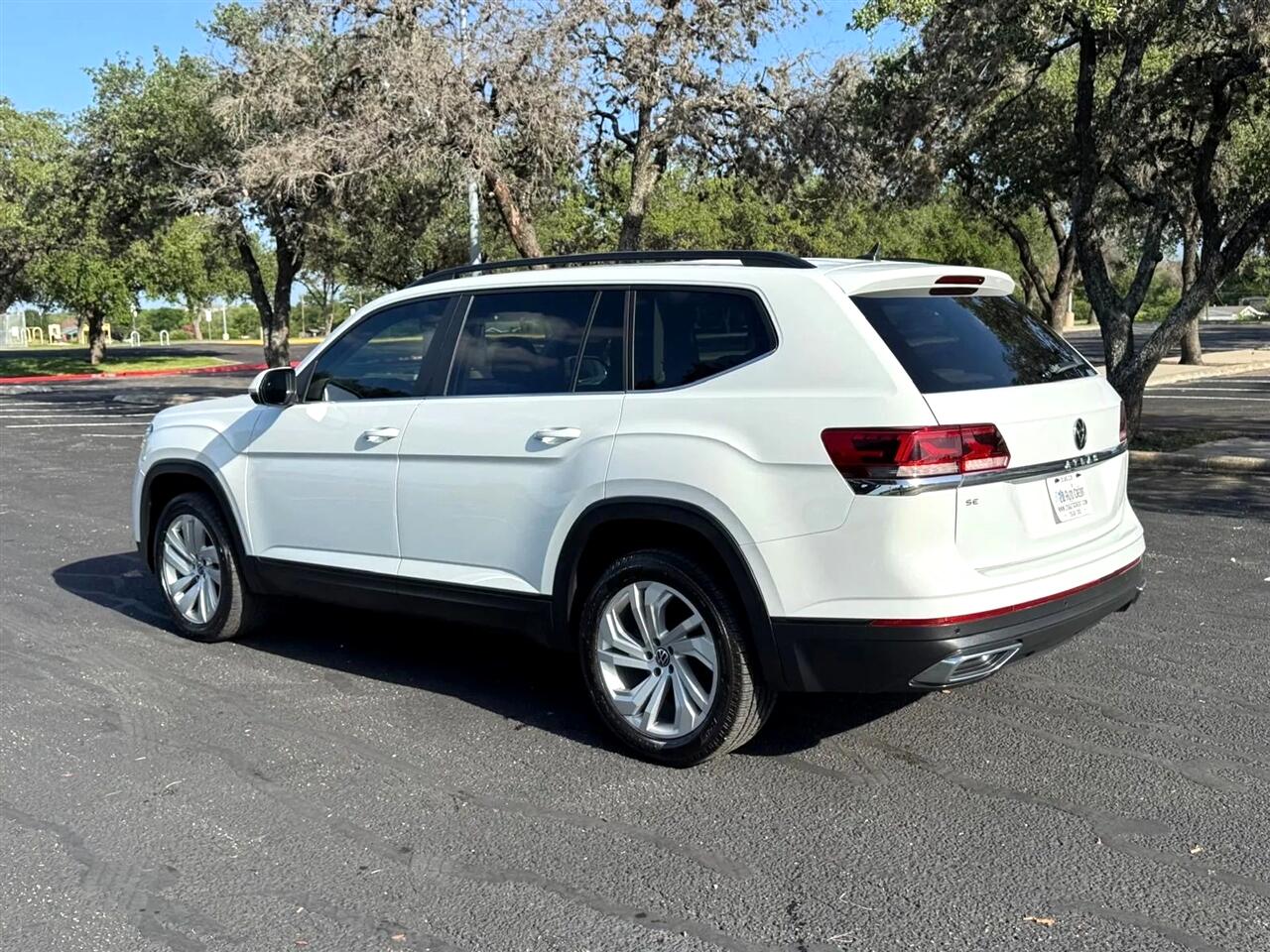 2021 Volkswagen Atlas SE Technology photo 4